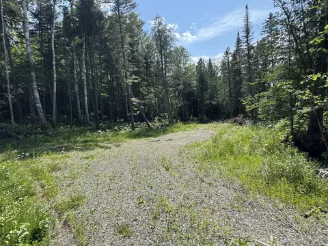 74 Cleveland Ave, Frenchville, ME 04745