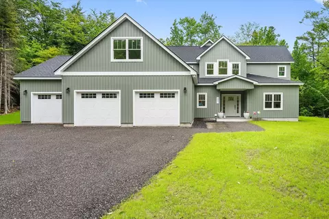 27 Meadow View Dr, Readfield, ME 04355