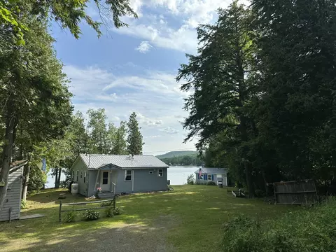 69 Deering Lake Rd, Orient, ME 04471