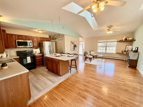 Kitchen - 421 Cushing Rd, Cushing, ME 04563 photo 1 of 1