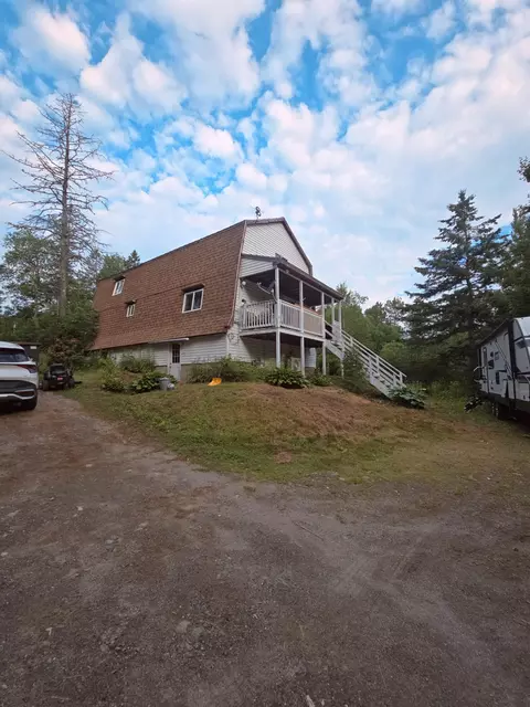 430 E Thorndike Rd, Thorndike, ME 04986