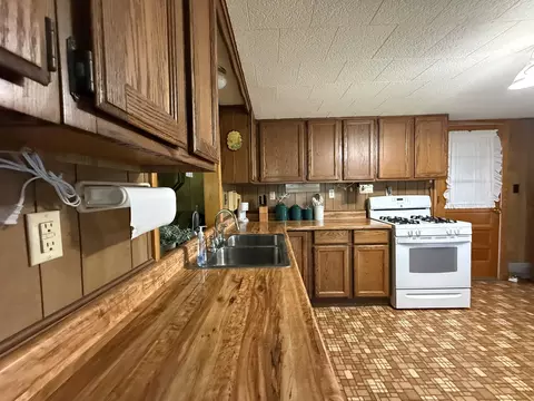 Kitchen - 178 Irish Settlement Rd, Danforth, ME 04424 photo 4 of 5