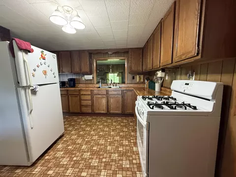 Kitchen - 178 Irish Settlement Rd, Danforth, ME 04424 photo 3 of 5