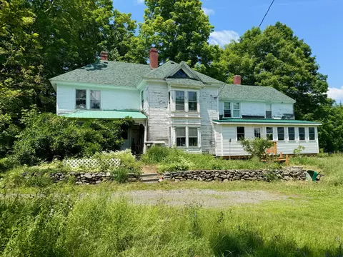610 E Sangerville Rd, Sangerville, ME 04479