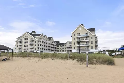 1 E Grand Ave #503, Old Orchard Beach, ME 04064