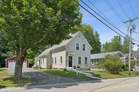 49 Brown St, Kennebunk, ME 04043