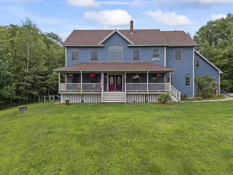 25 Amos Ct, Lewiston, ME 04240