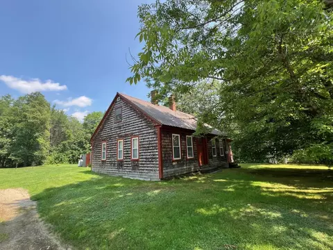 94 Coburn Ave, Mexico, ME 04257