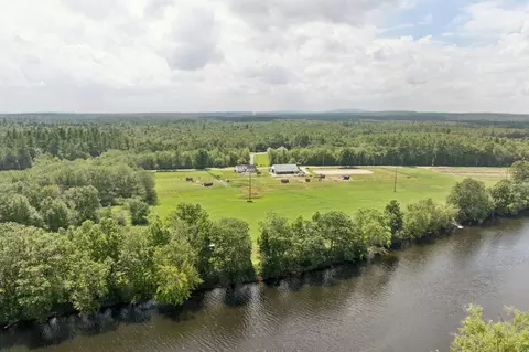 305 River Rd, Hollis, ME 04042