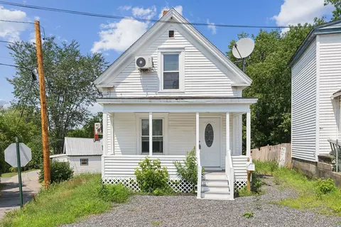 46 French St, Skowhegan, ME 04976