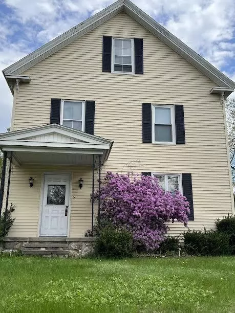 61 Church St, Livermore Falls, ME 04254