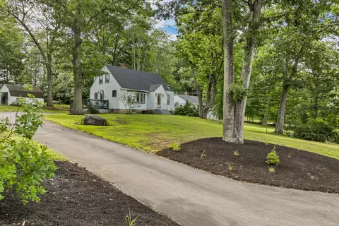 305 Green St, Somersworth, NH 03878