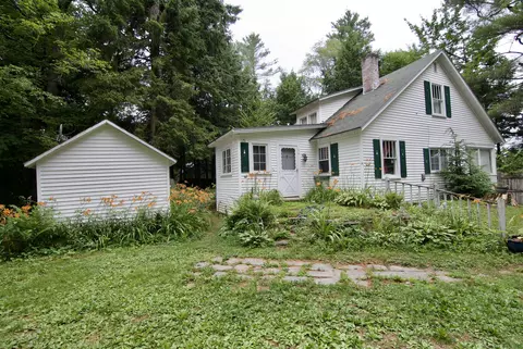 16 Salmon Rd, Madison, ME 04950