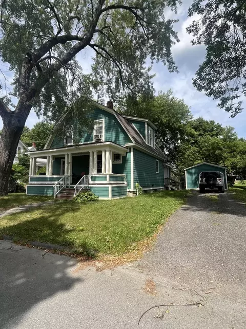 32 Fifth St, Old Town, ME 04468