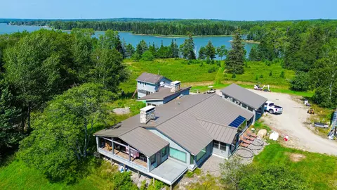100 Hardwood Point Pt, Harrington, ME 04643