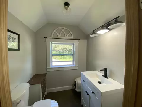 Bath - 1690 River Rd, Clinton, ME 04927 photo 3 of 3