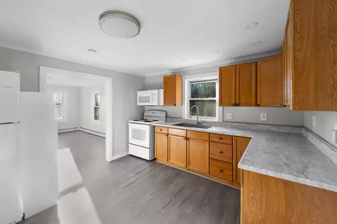 89 Brunswick St, Old Town, ME 04468