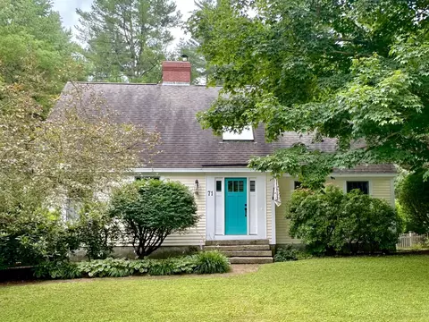 71 Village Brook Rd, Yarmouth, ME 04096