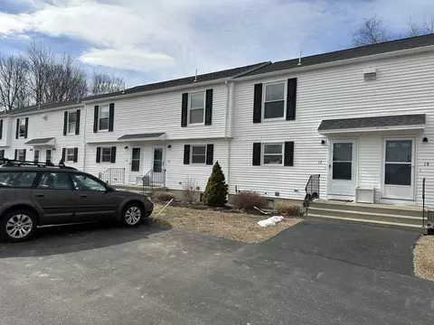 110 Granite St #16, Biddeford, ME 04005