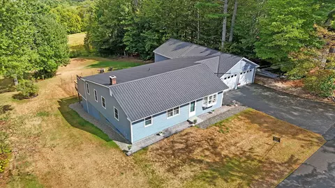 188 Paradise Rd, Bethel, ME 04217