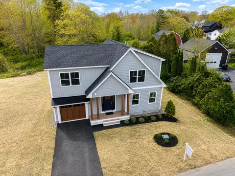 3 Mckenney Ln, Kennebunkport, ME 04046