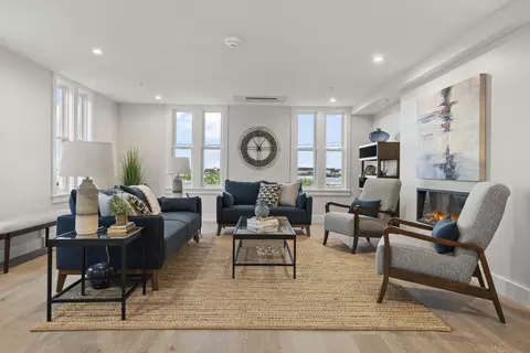 2 India St #3, Portland, ME 04101