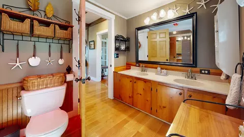 Bath - 46 Killeran Ln, Cushing, ME 04563 photo 1 of 5