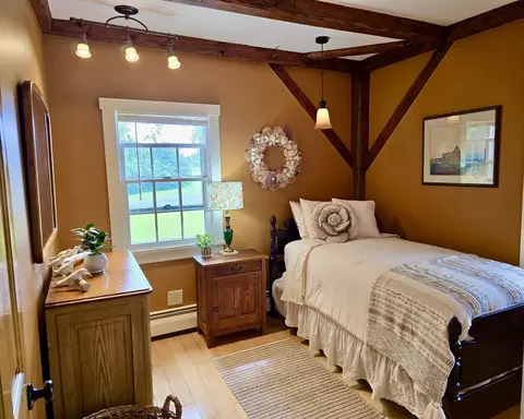 Bedroom - 46 Killeran Ln, Cushing, ME 04563 photo 3 of 8