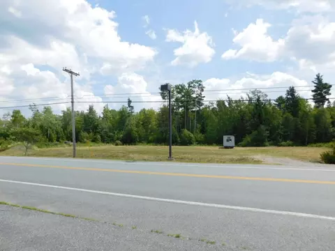 35 Airport Road Rd, Old Town, ME 04468