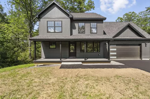 52 Woodbrey Ln, Standish, ME 04084