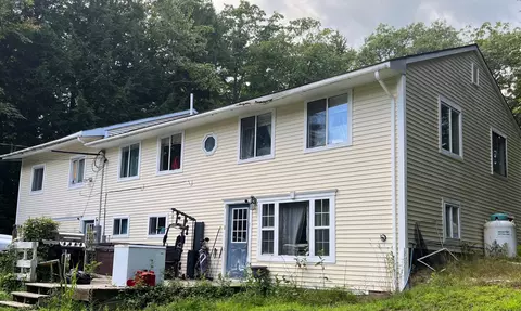 11 Buds Ln, Gray, ME 04039