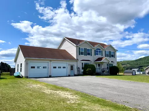 6 Sunnyfield Dr, Fort Kent, ME 04743