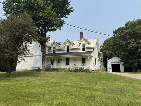 75 Pleasant Ave, Sangerville, ME 04479