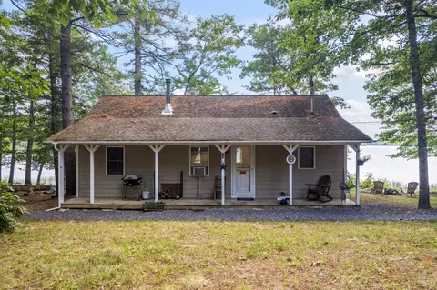 71 Sunrise Park Rd, Jefferson, ME 04348