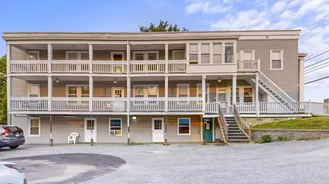 496 Sabattus St, Lewiston, ME 04240