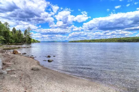 577 Shelton Trl, Rangeley, ME 04970