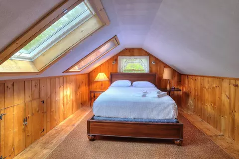 Bedroom - 577 Shelton Trl, Rangeley, ME 04970 photo 8 of 10
