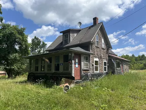 800 Estabrook Rd, Amity, ME 04471