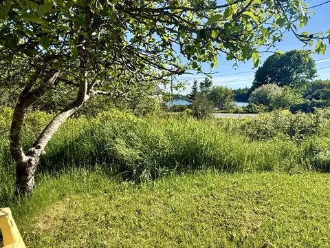 Exterior - 50 E Boston Rd, Vinalhaven, ME 04863 photo 11 of 13