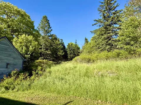 Exterior - 50 E Boston Rd, Vinalhaven, ME 04863 photo 8 of 13