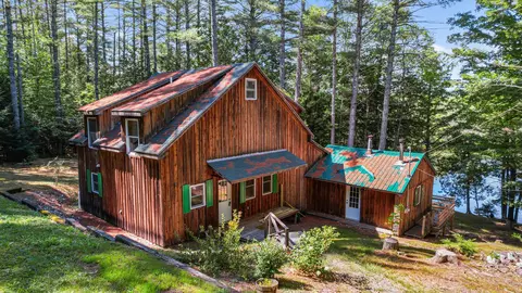 84 Hicks Pond Rd, Palmyra, ME 04965