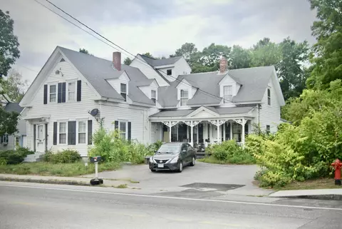 77 Maple St, Cornish, ME 04020