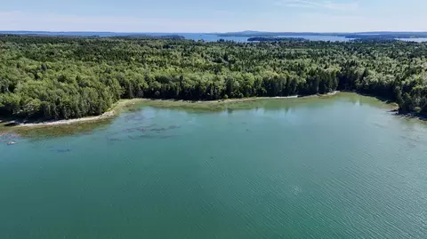 00 Periwinkle Ln, Brooklin, ME 04616