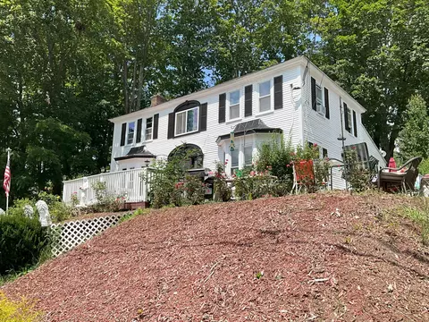19 Depot St, Buxton, ME 04093