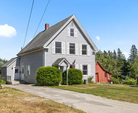 102 Bernard Rd, Tremont, ME 04612