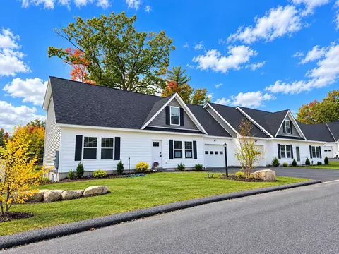 2 Bedrock Dr #2, Sanford, ME 04073