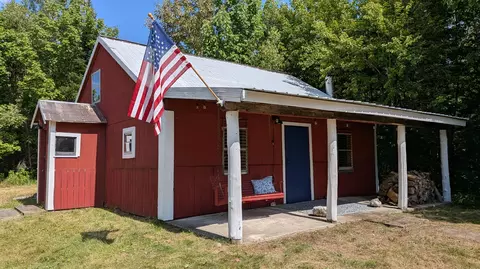 753 Center St, Glenwood, ME 04497