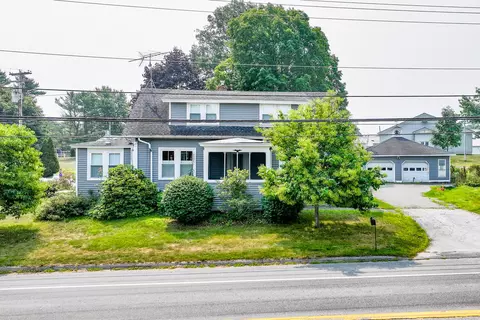 17 Main St, Albion, ME 04910