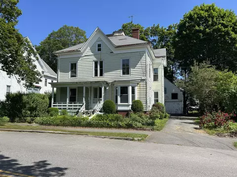 25 Pleasant Ave, Portland, ME 04103