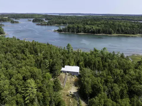 155 Coffins Neck Rd, Lubec, ME 04652